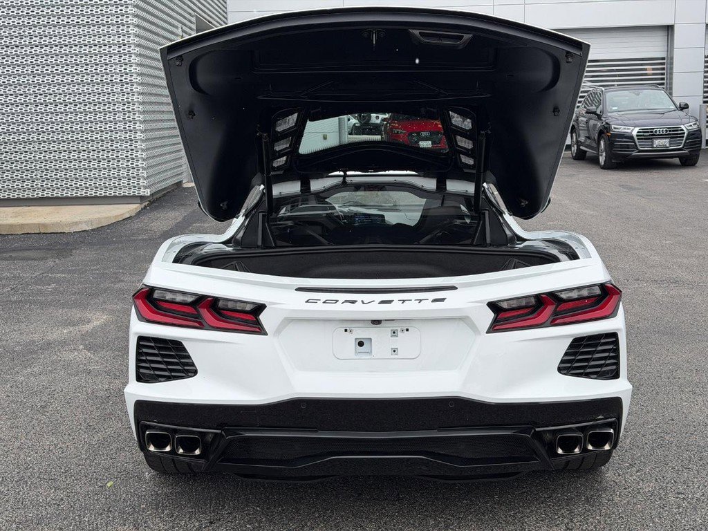 Used 2020 Chevrolet Corvette Stingray Coupe w/ 1LT RWD image 4