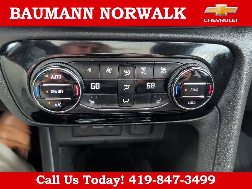 Used 2023 Buick Encore GX Essence w/ Experience Buick Package AWD/4WD image 34