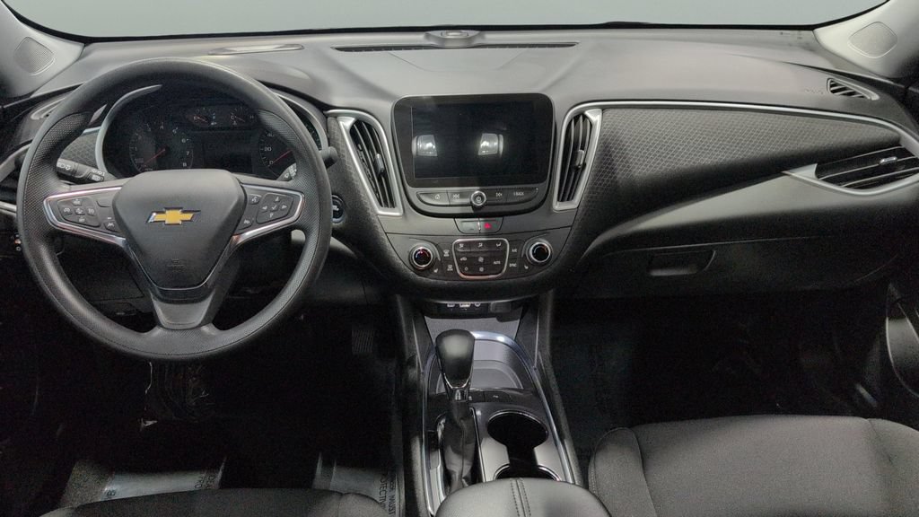 Used 2024 Chevrolet Malibu LT FWD image 17