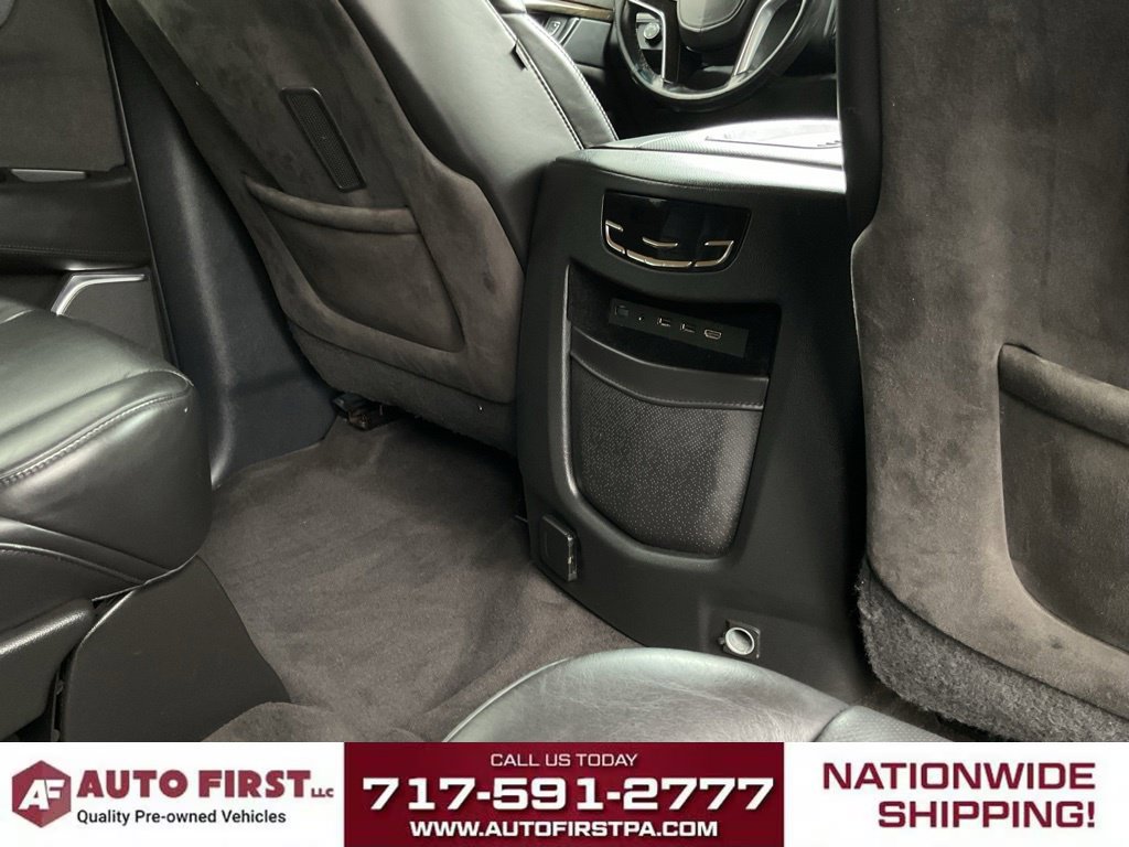 Used 2020 Cadillac Escalade ESV Platinum AWD/4WD image 18