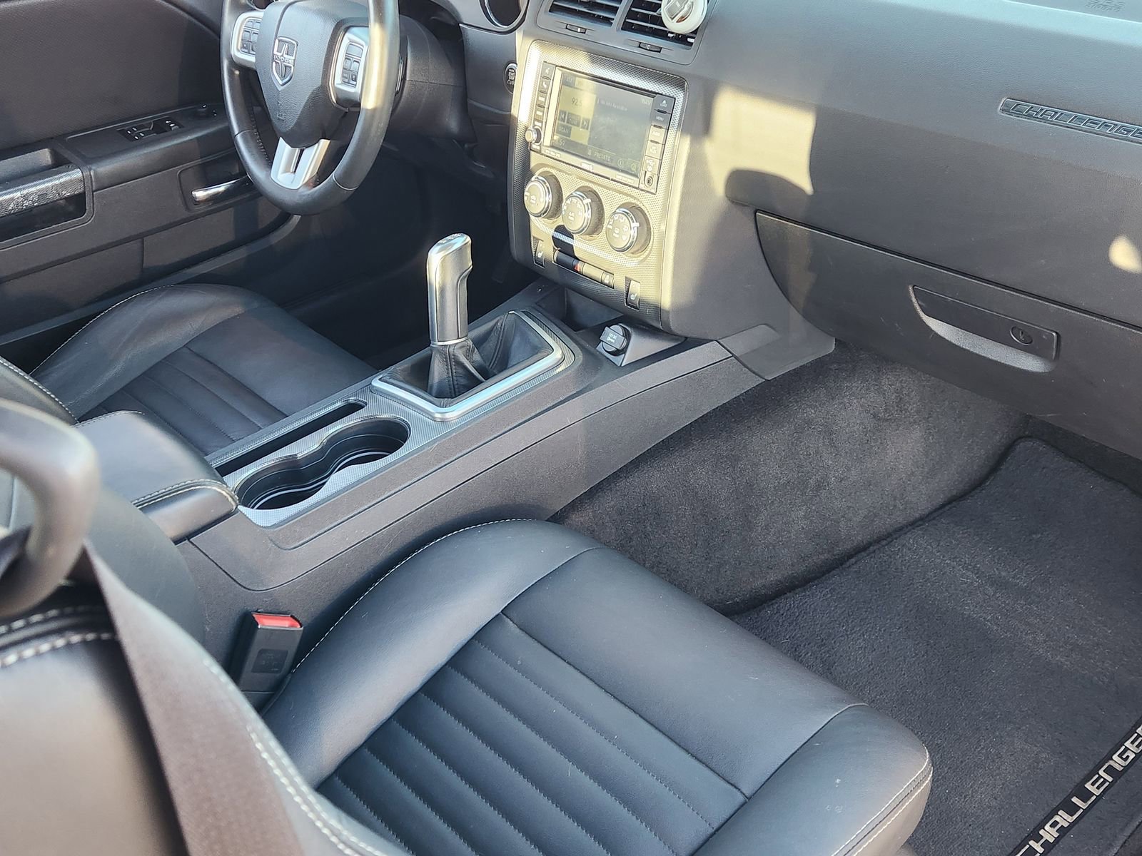 Used 2011 Dodge Challenger R/T image 31