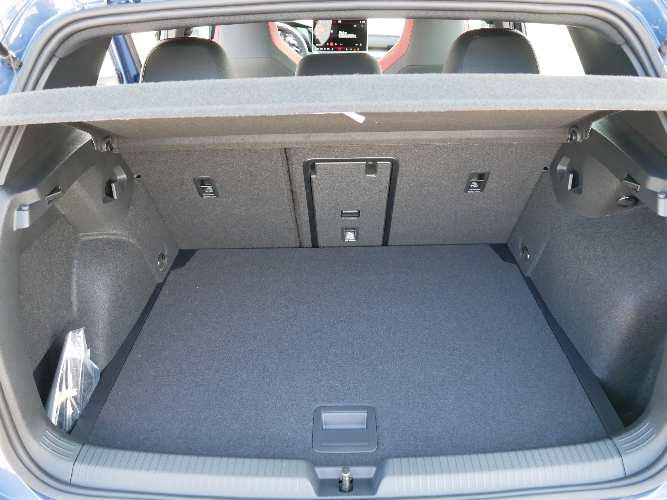 New 2025 Volkswagen GTI SE image 7