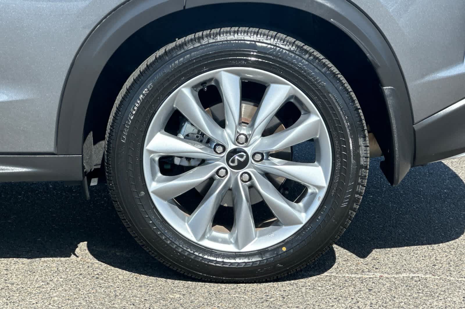 Used 2022 INFINITI QX50 Luxe AWD/4WD image 31