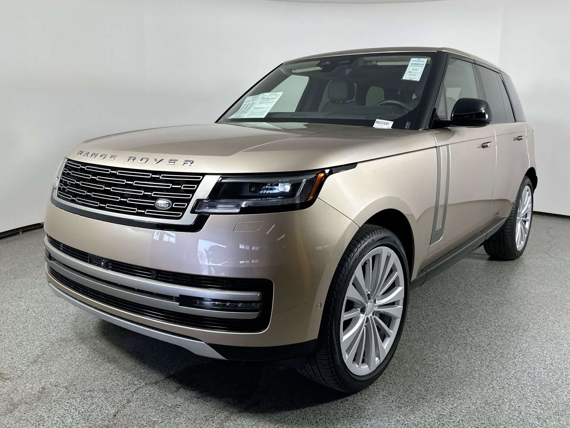 Certified 2024 Land Rover Range Rover SE