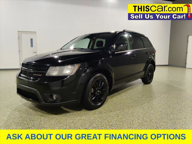 Used 2019 Dodge Journey SE w/ Blacktop Package FWD image 4