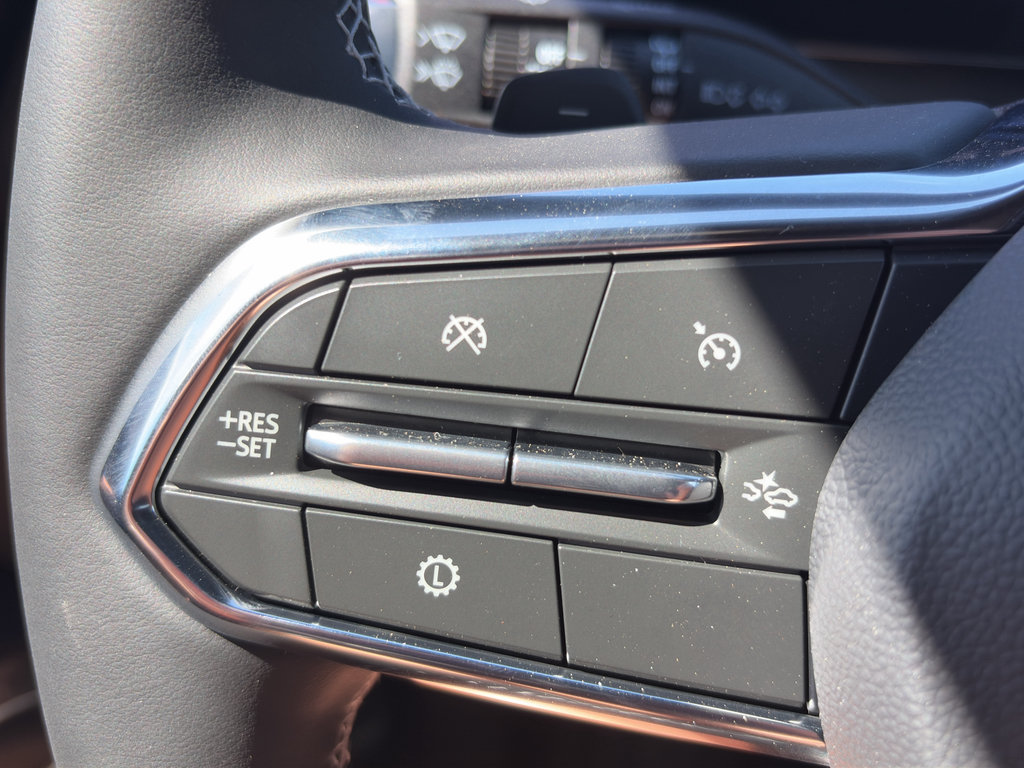 New 2026 Chevrolet Traverse LT w/ Midnight/Sport Edition AWD/4WD image 15