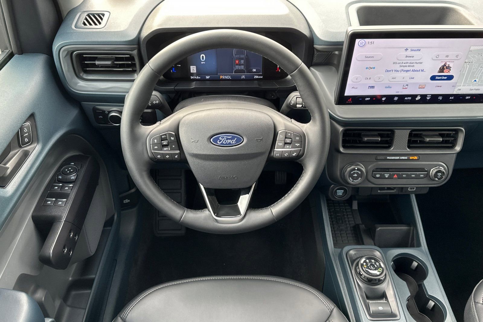 Certified 2025 Ford Maverick Lariat w/ Black Appearance Package image 16