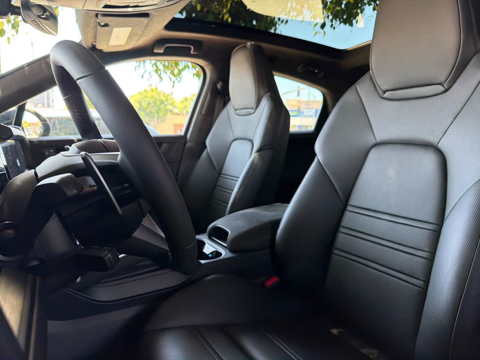 New 2026 Porsche Cayenne GTS AWD/4WD image 5
