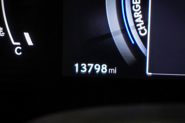 Used 2024 Lexus NX 300h AWD w/ Luxury Package image 9