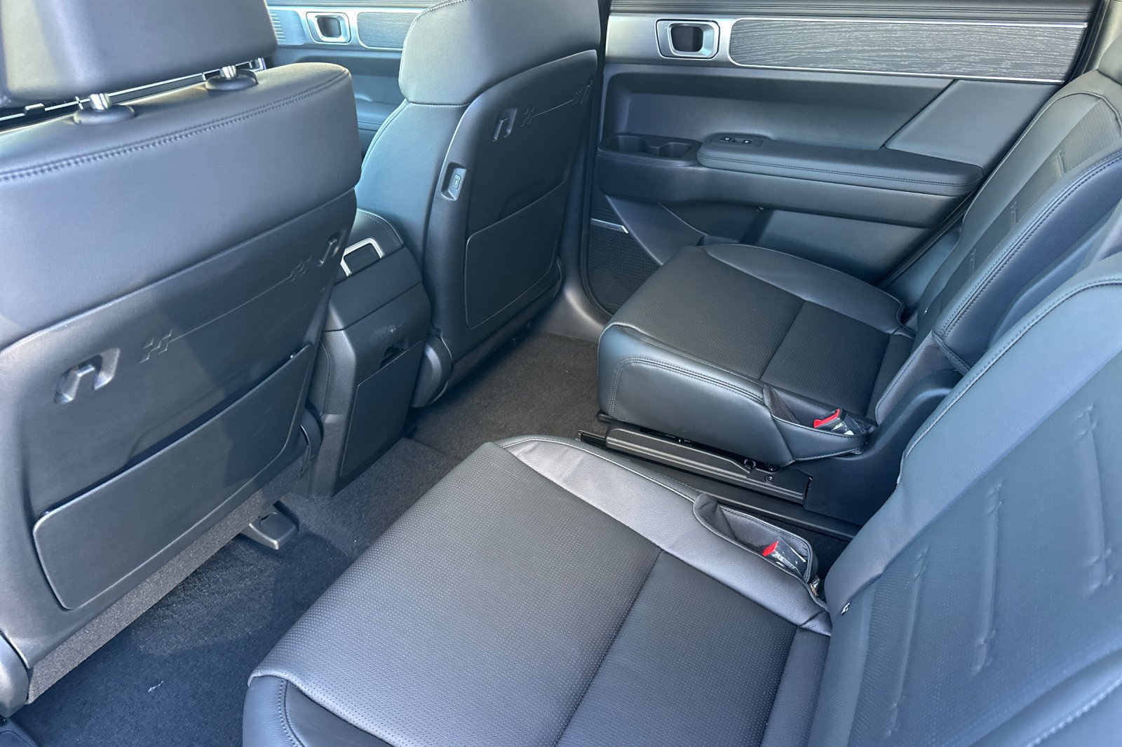 New 2027 Hyundai Santa Fe Limited AWD/4WD image 13