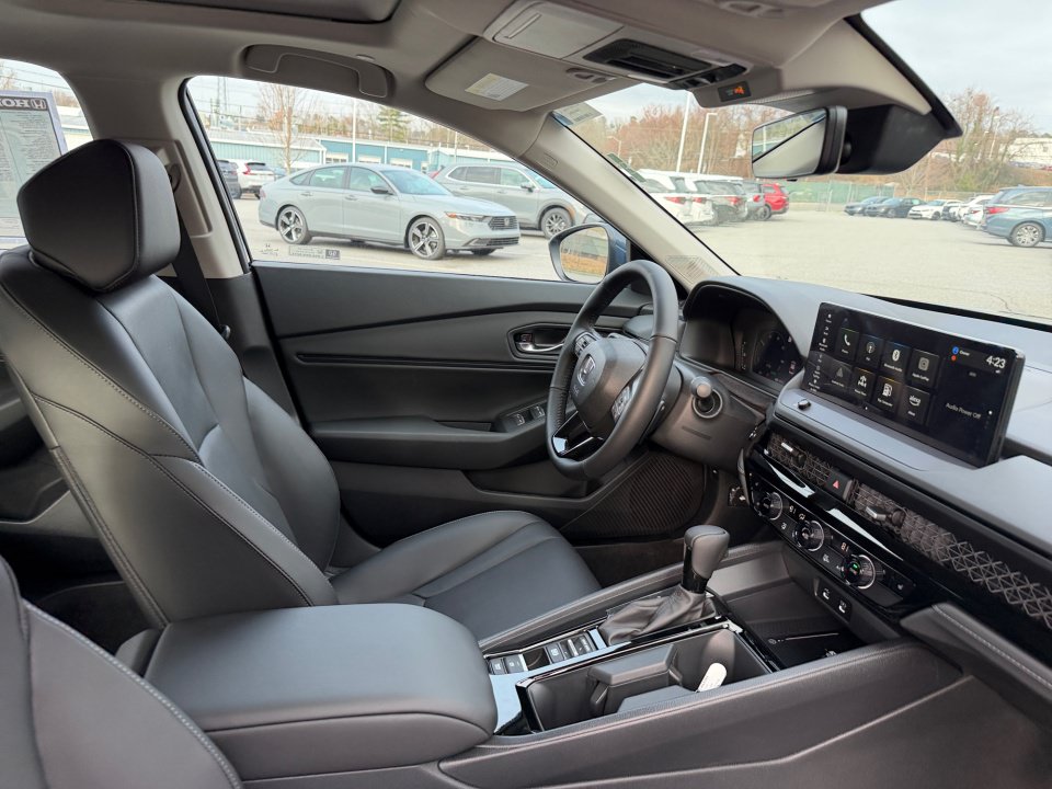 Used 2026 Honda Accord EX-L image 30