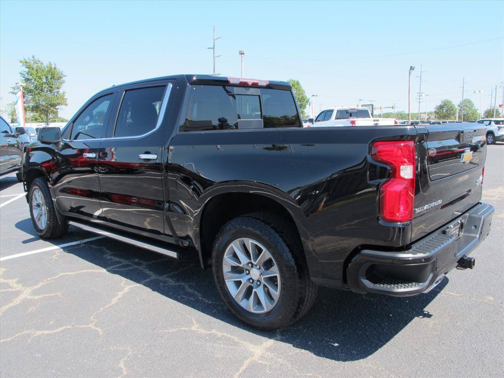 Used 2022 Chevrolet Silverado 1500 High Country w/ Safety Package II AWD/4WD image 5