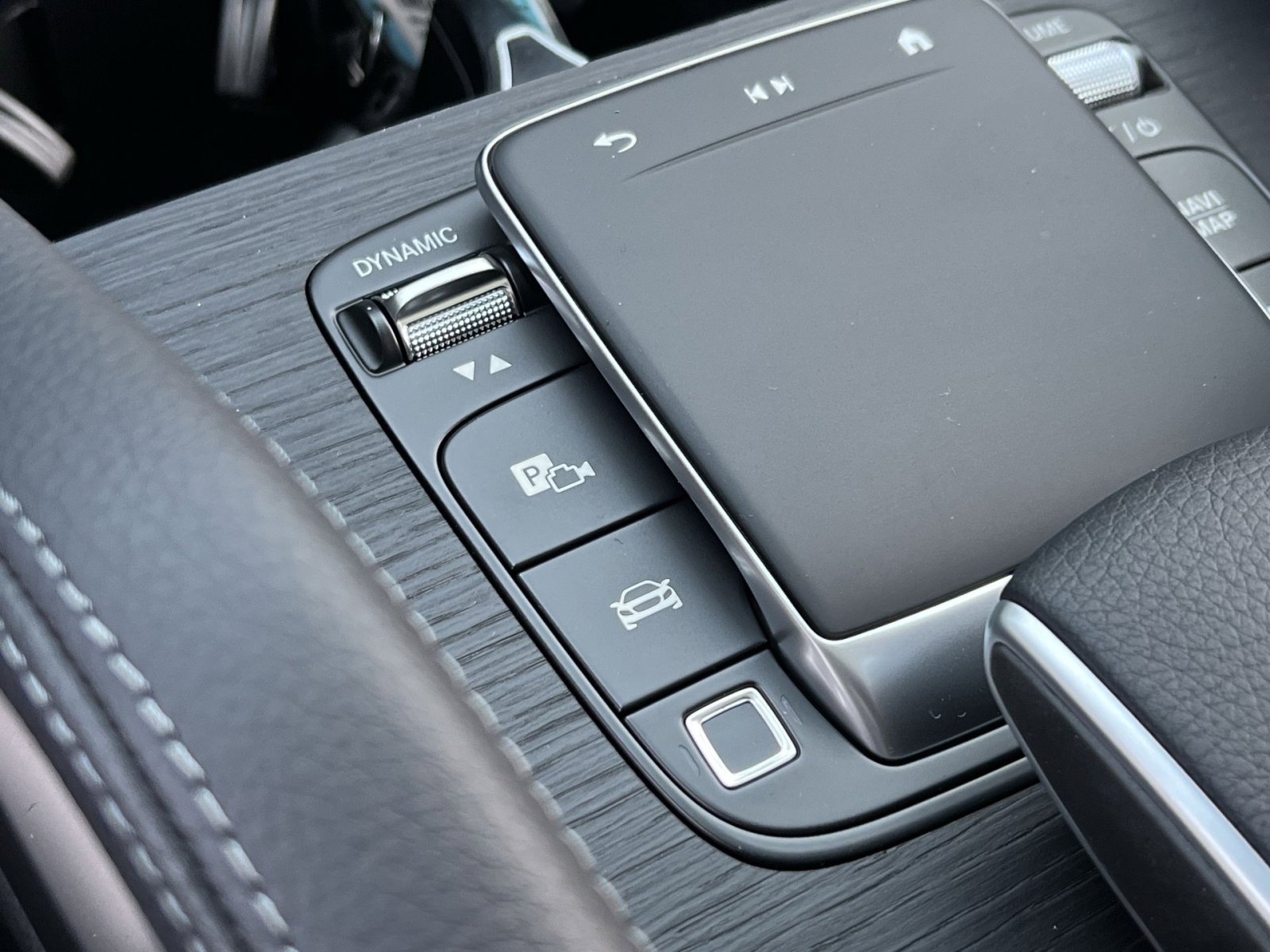 New 2026 Mercedes-Benz GLE 450 4MATIC image 32