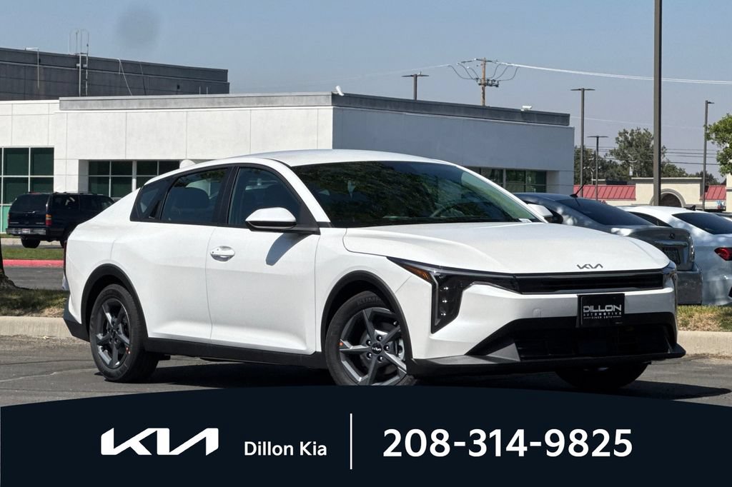 New 2026 Kia K4 FWD image 2