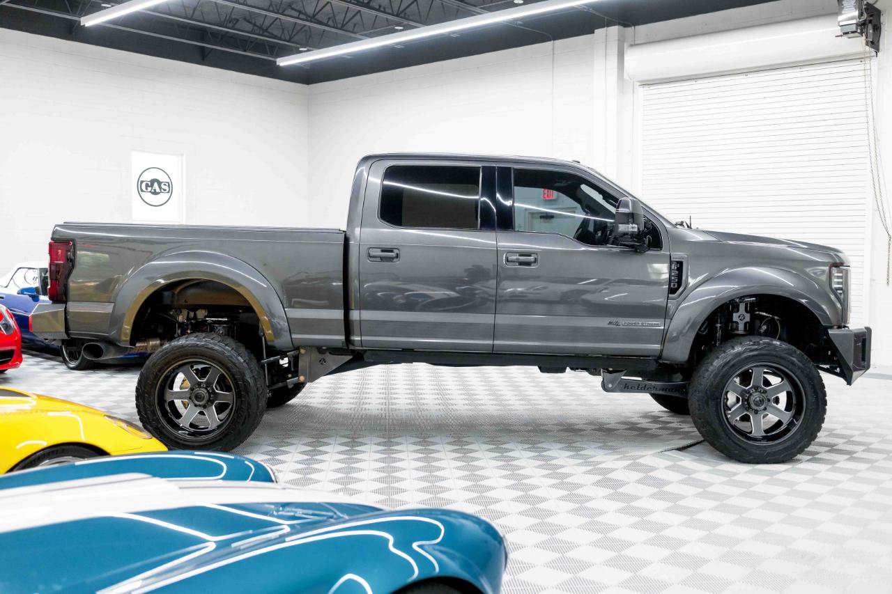 Used 2017 Ford F250 Platinum w/ Platinum Ultimate Package AWD/4WD image 6