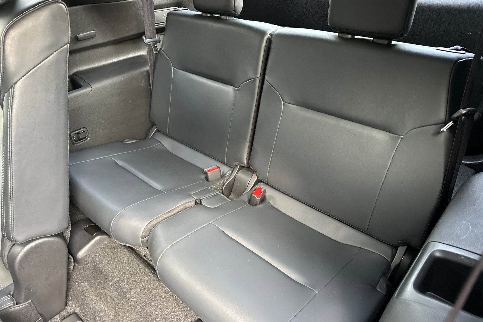 Used 2024 Mitsubishi Outlander SE image 17