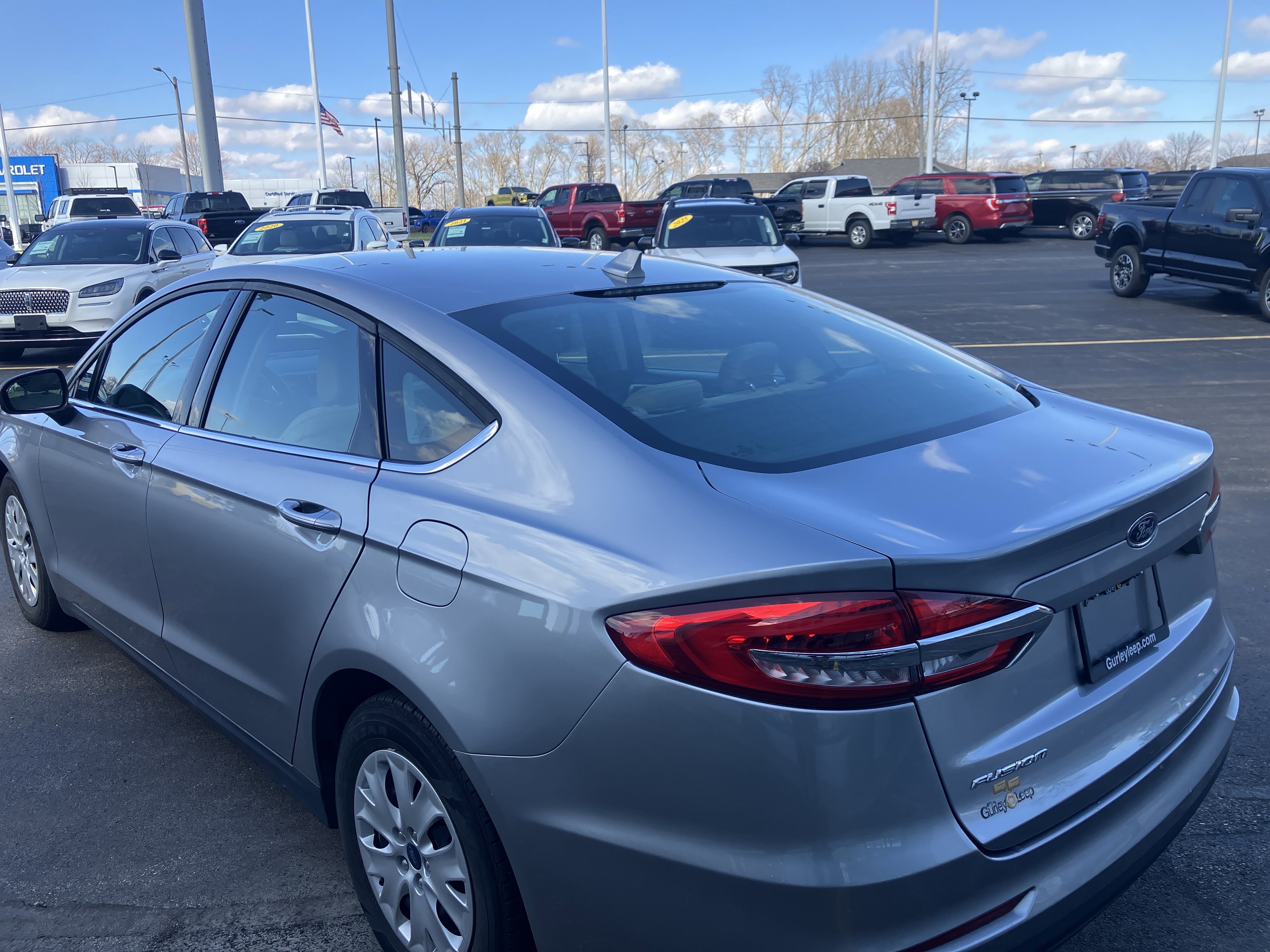 Used 2020 Ford Fusion S image 5