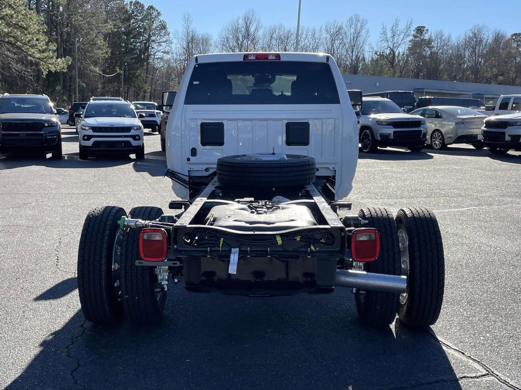 New 2026 RAM 5500 Tradesman w/ Chrome Appearance Group AWD/4WD image 38