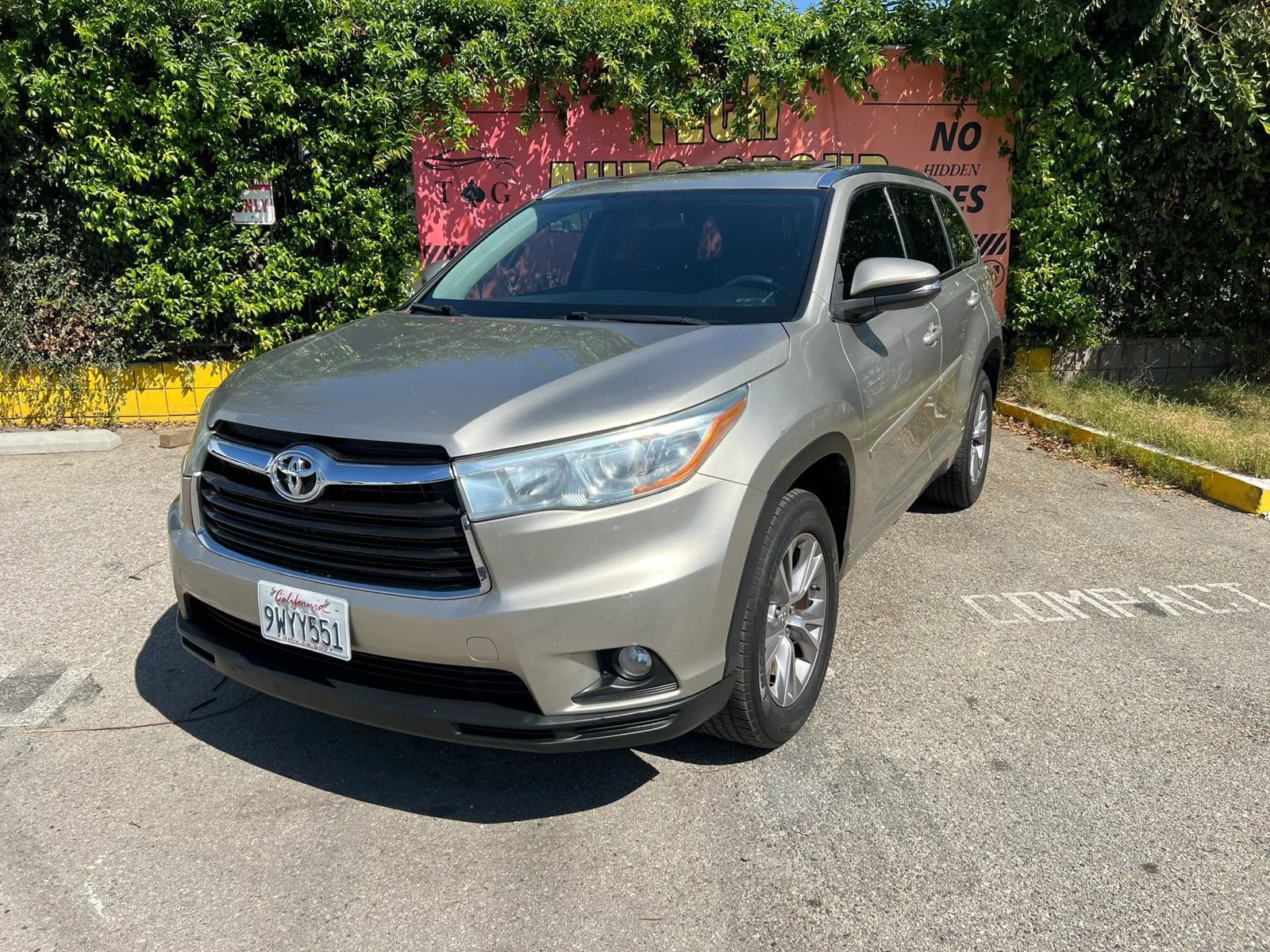 Used 2015 Toyota Highlander XLE FWD image 30