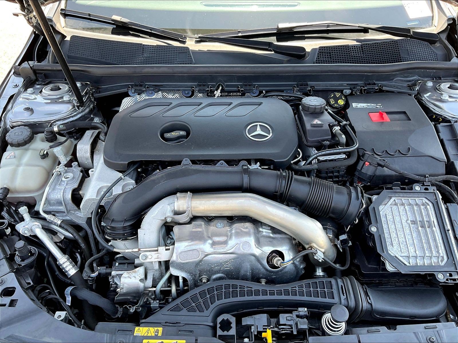 Certified 2024 Mercedes-Benz CLA 250 4MATIC image 31