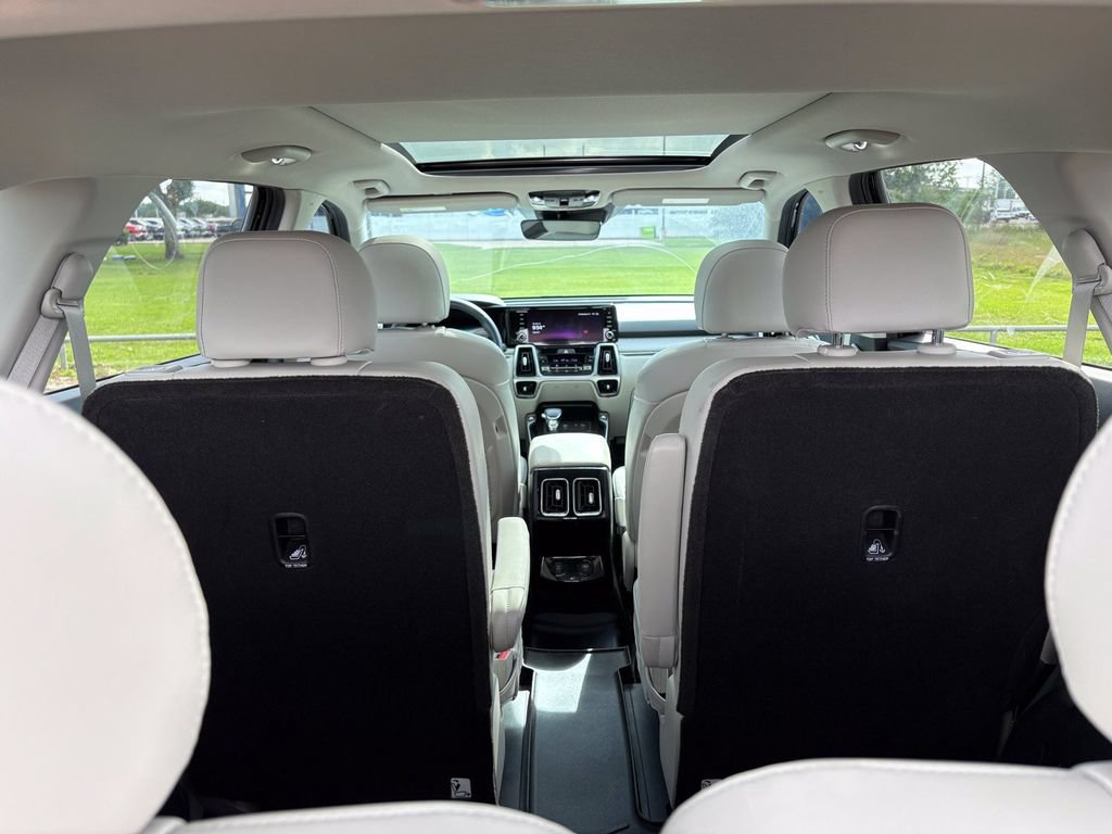 Certified 2023 Kia Sorento SX FWD image 14