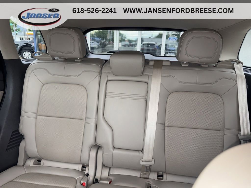 Used 2022 Lincoln Corsair Reserve w/ Equipment Group 201A AWD/4WD image 13