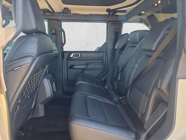 New 2026 Ford Bronco Badlands image 16