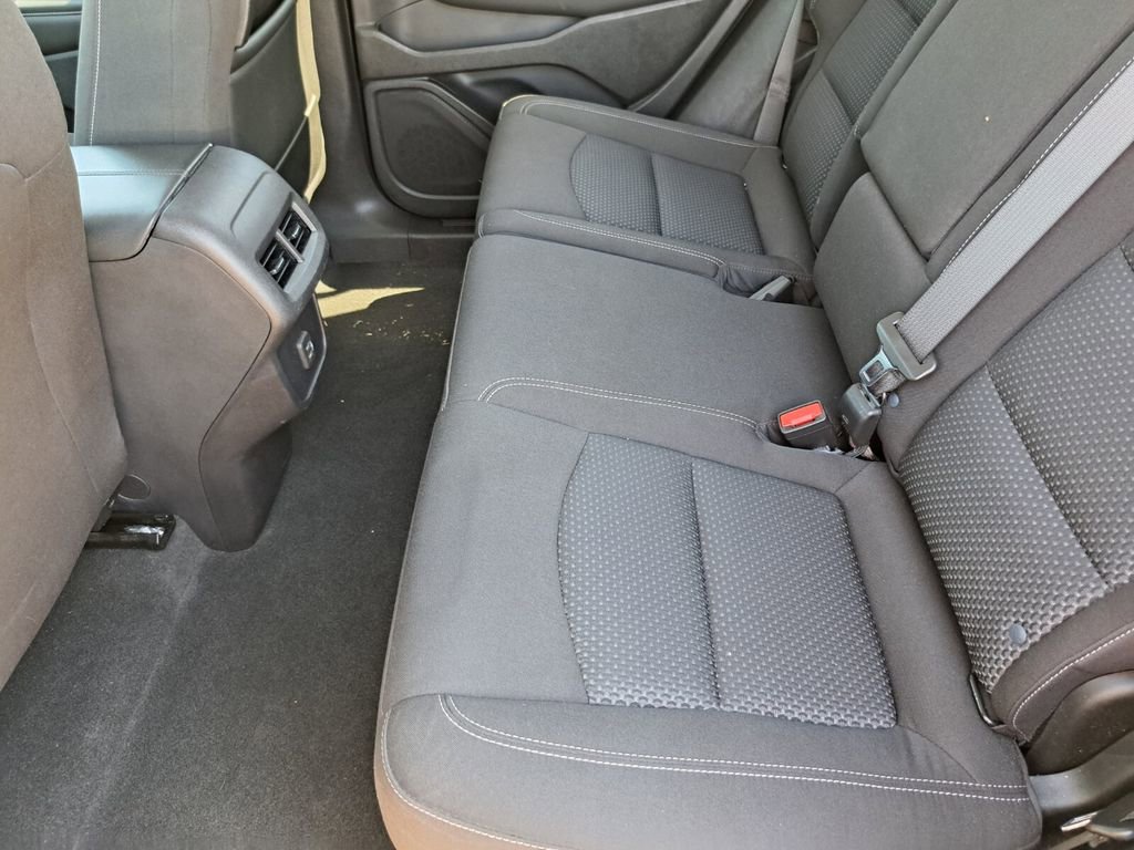 Used 2023 GMC Terrain SLE FWD image 22