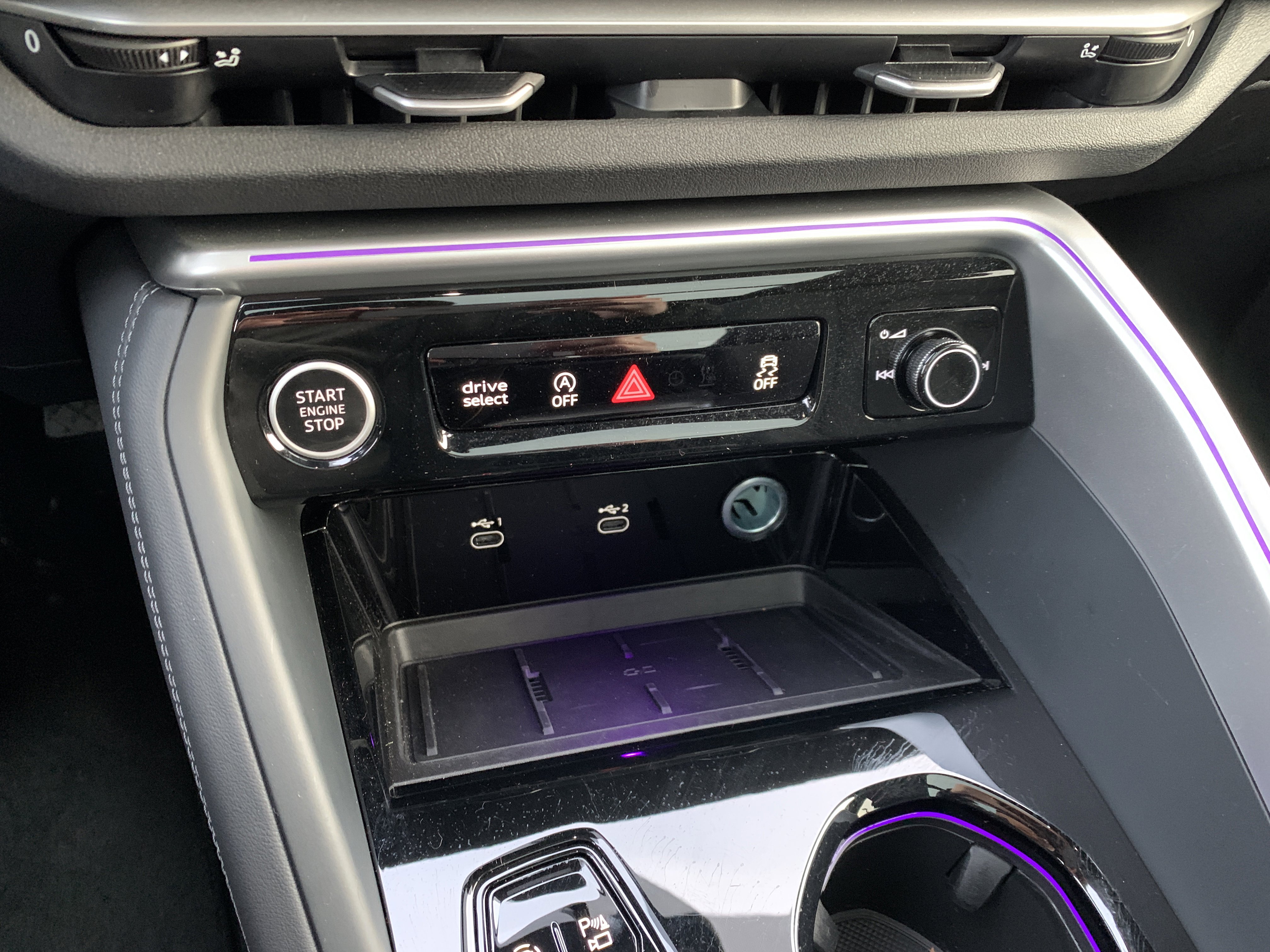 Certified 2025 Audi Q5 Premium w/ Convenience Package image 11