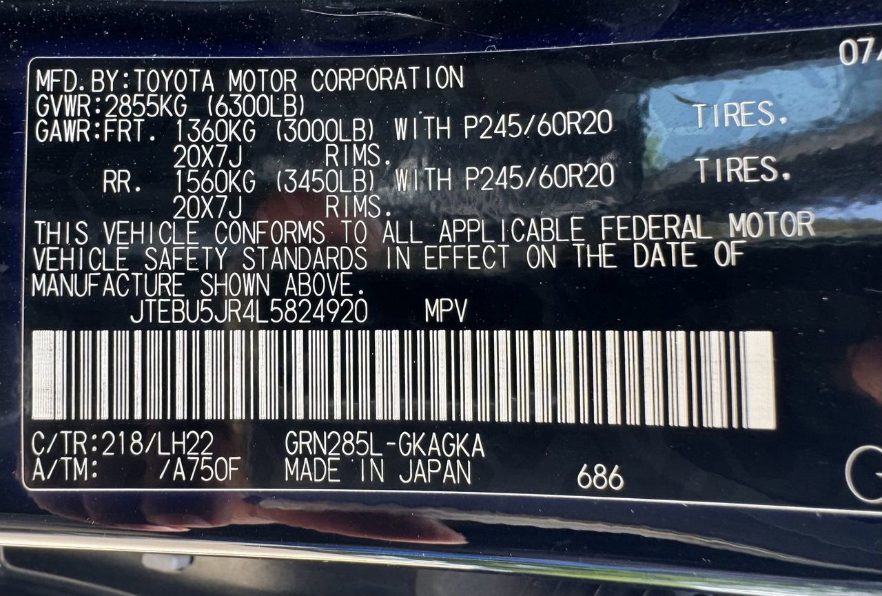 Used 2020 Toyota 4Runner Nightshade AWD/4WD image 33