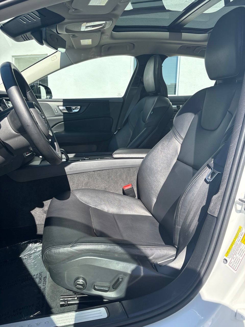 Used 2024 Volvo S60 B5 Core FWD image 8