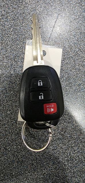 Used 2018 Toyota Tundra Platinum image 31