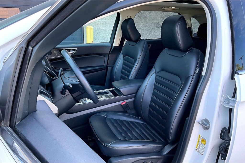 Certified 2024 Ford Edge SEL w/ Convenience Package AWD/4WD image 24