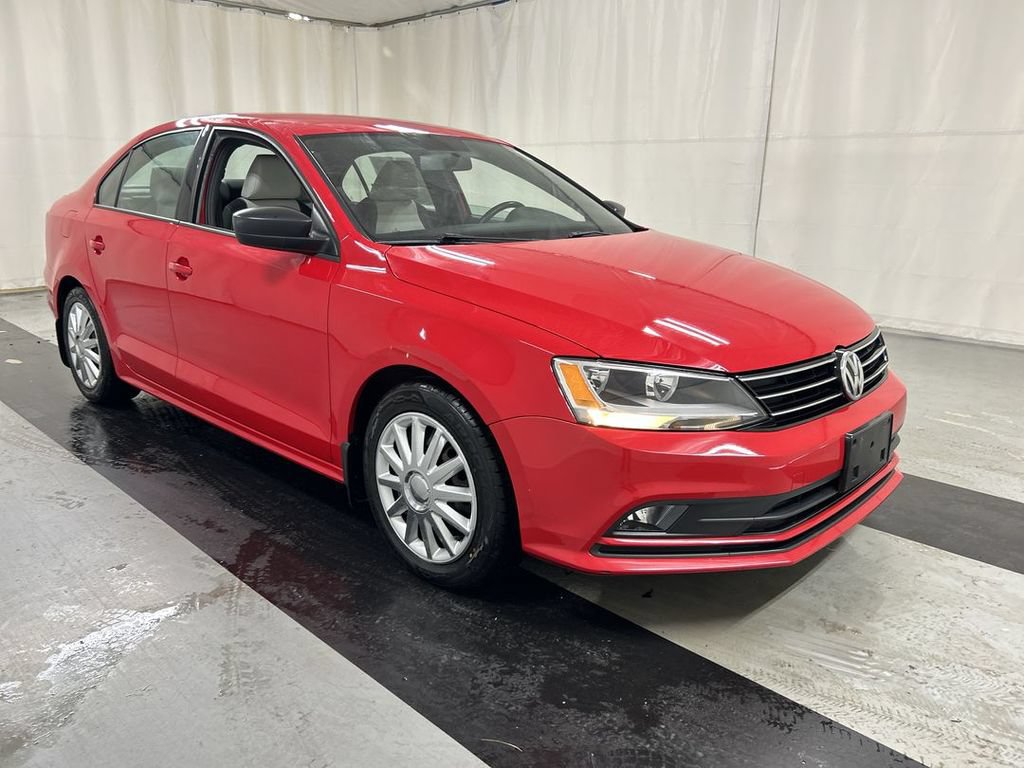 Used 2016 Volkswagen Jetta Sport FWD image 1
