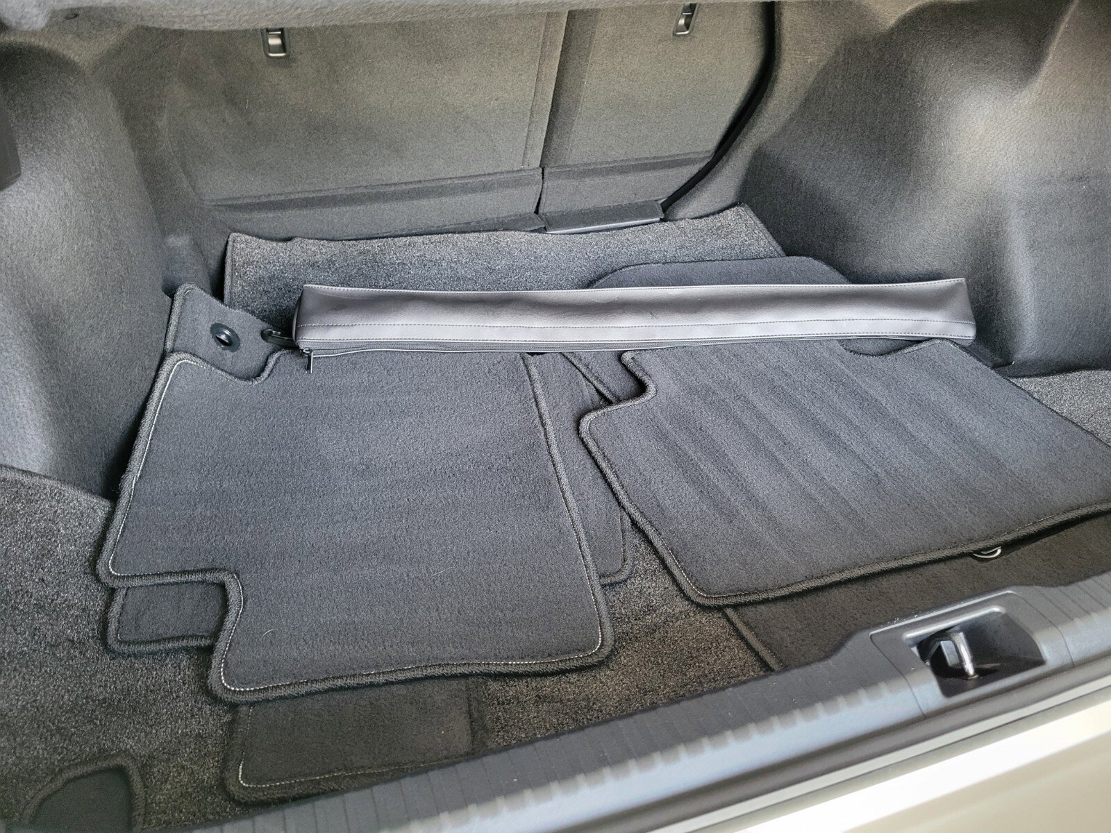 Used 2023 Lexus IS 350 F Sport w/ Accessory Package image 15