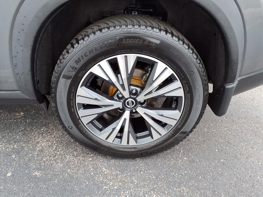 Used 2021 Nissan Rogue SV image 31