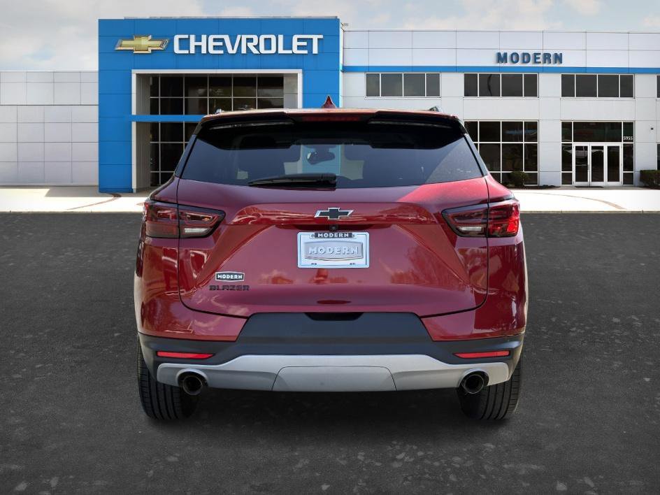 Used 2024 Chevrolet Blazer LT w/ Convenience Package image 4