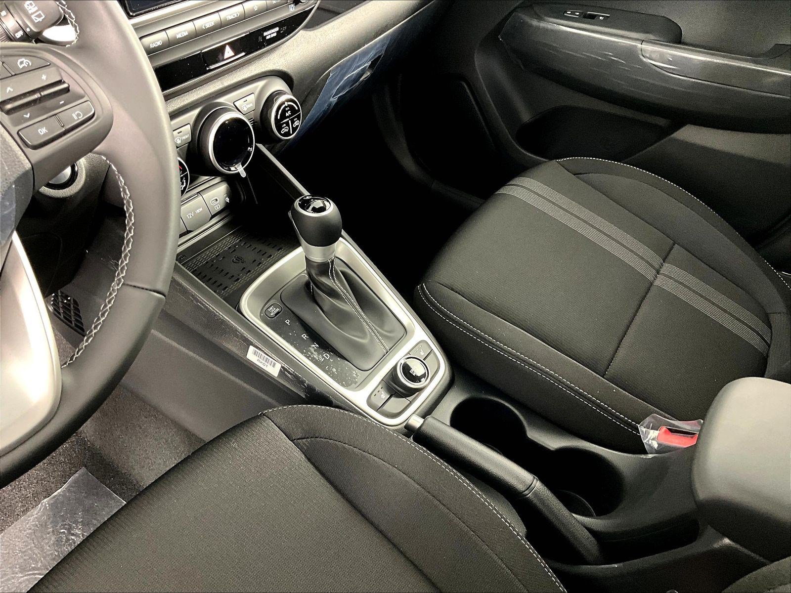 New 2026 Hyundai Venue SEL FWD image 12