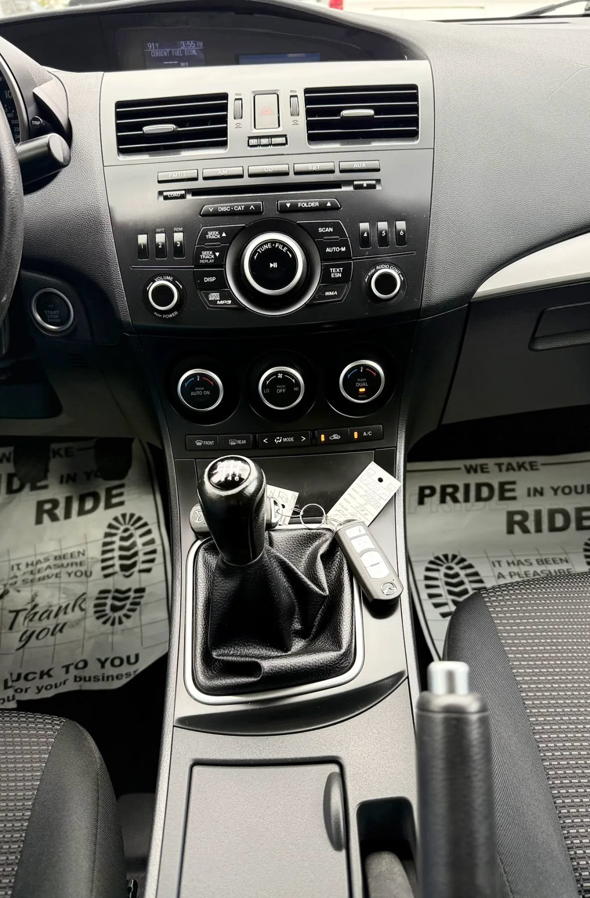 Used 2013 MAZDA MAZDA3 i Touring FWD image 19