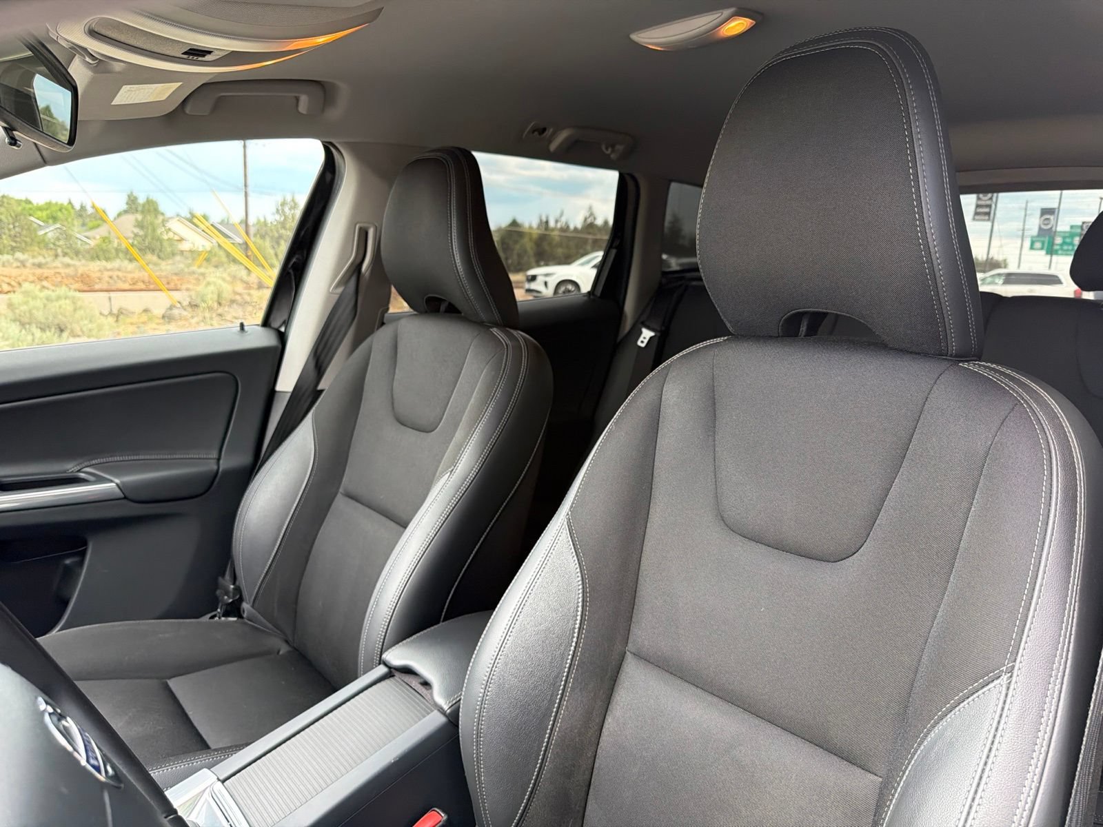 Used 2015 Volvo XC60 T5 FWD image 19