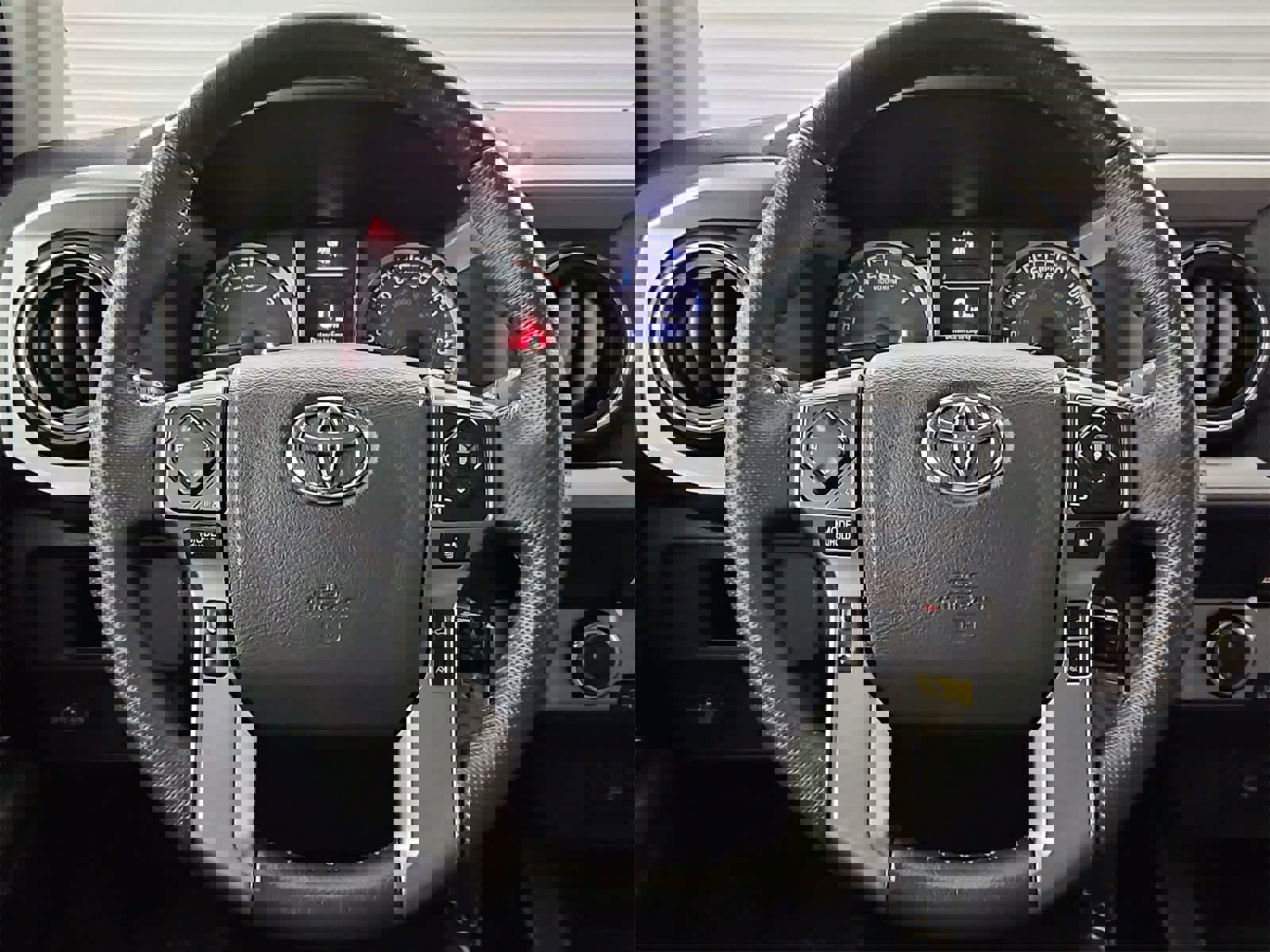 Used 2019 Toyota Tacoma SR5 image 22