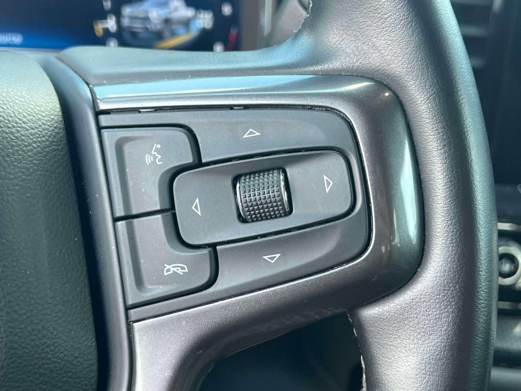 Used 2024 Chevrolet Silverado 2500 ZR2 w/ Technology Package AWD/4WD image 25