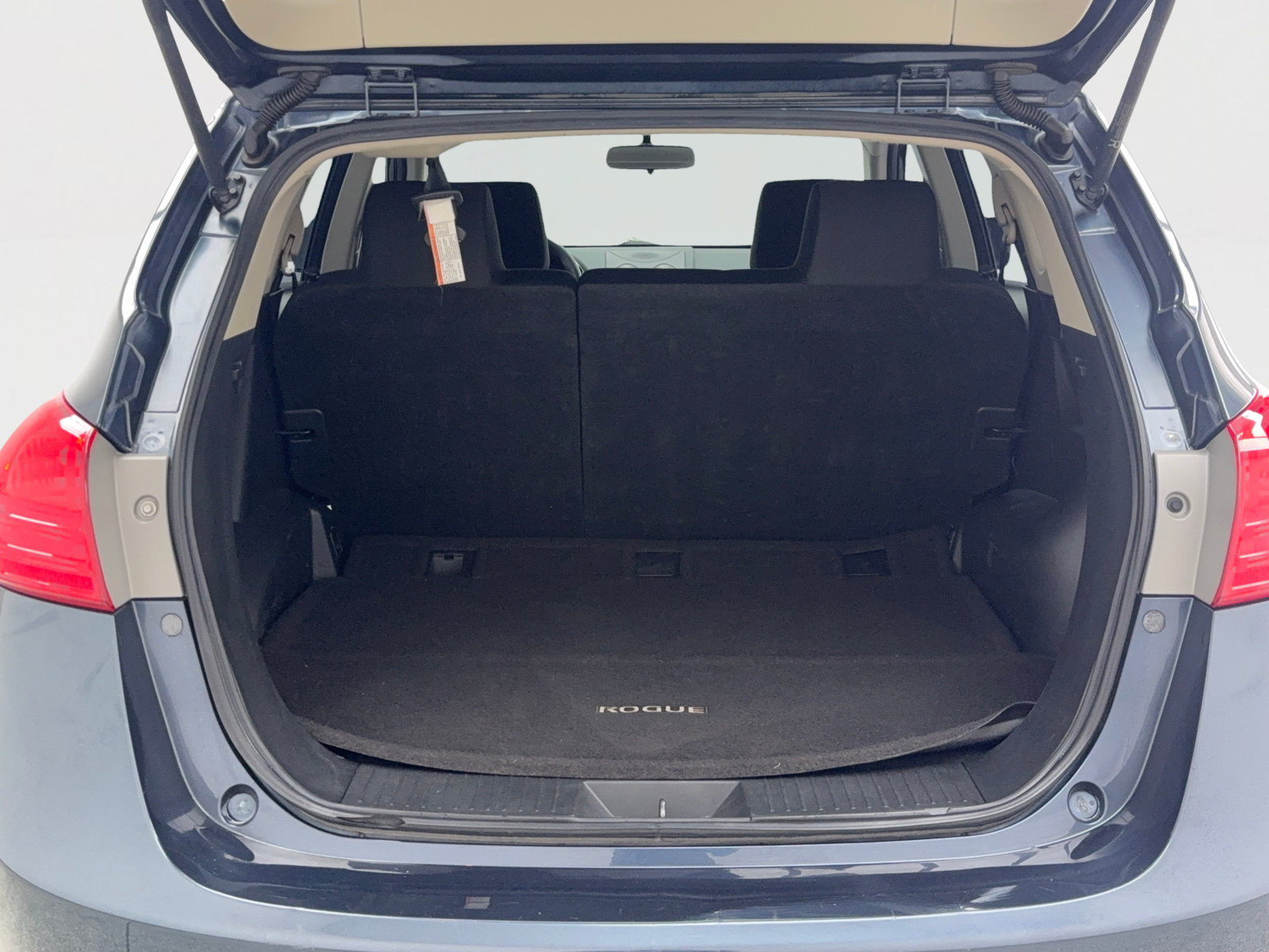 Used 2015 Nissan Rogue S FWD image 47