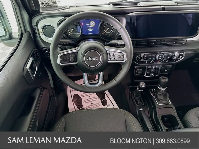 Used 2024 Jeep Wrangler Unlimited Sahara AWD/4WD image 21