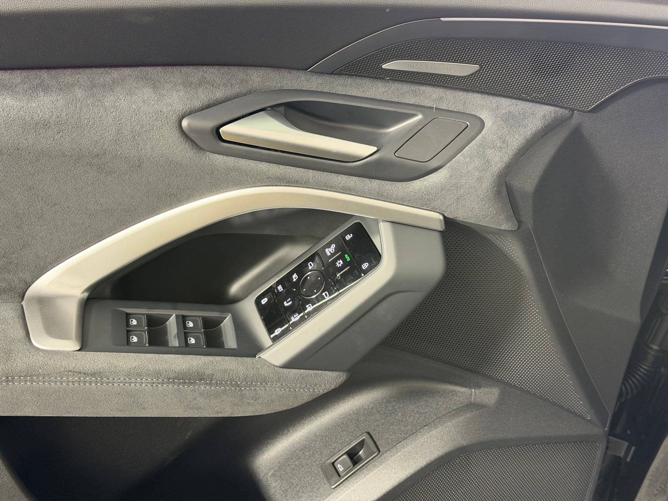 New 2026 Audi SQ5 Premium Plus AWD/4WD image 13