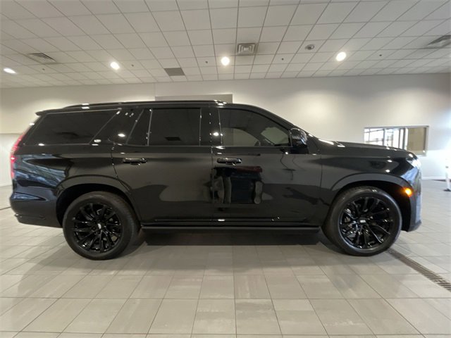 Certified 2024 Cadillac Escalade Sport Platinum w/ LPO, ONYX Package image 7