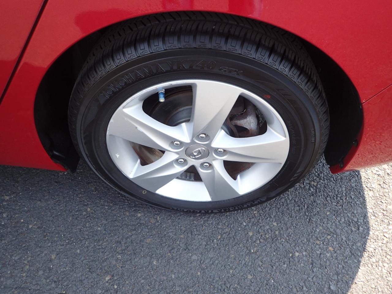 Used 2013 Hyundai Elantra GLS FWD image 21
