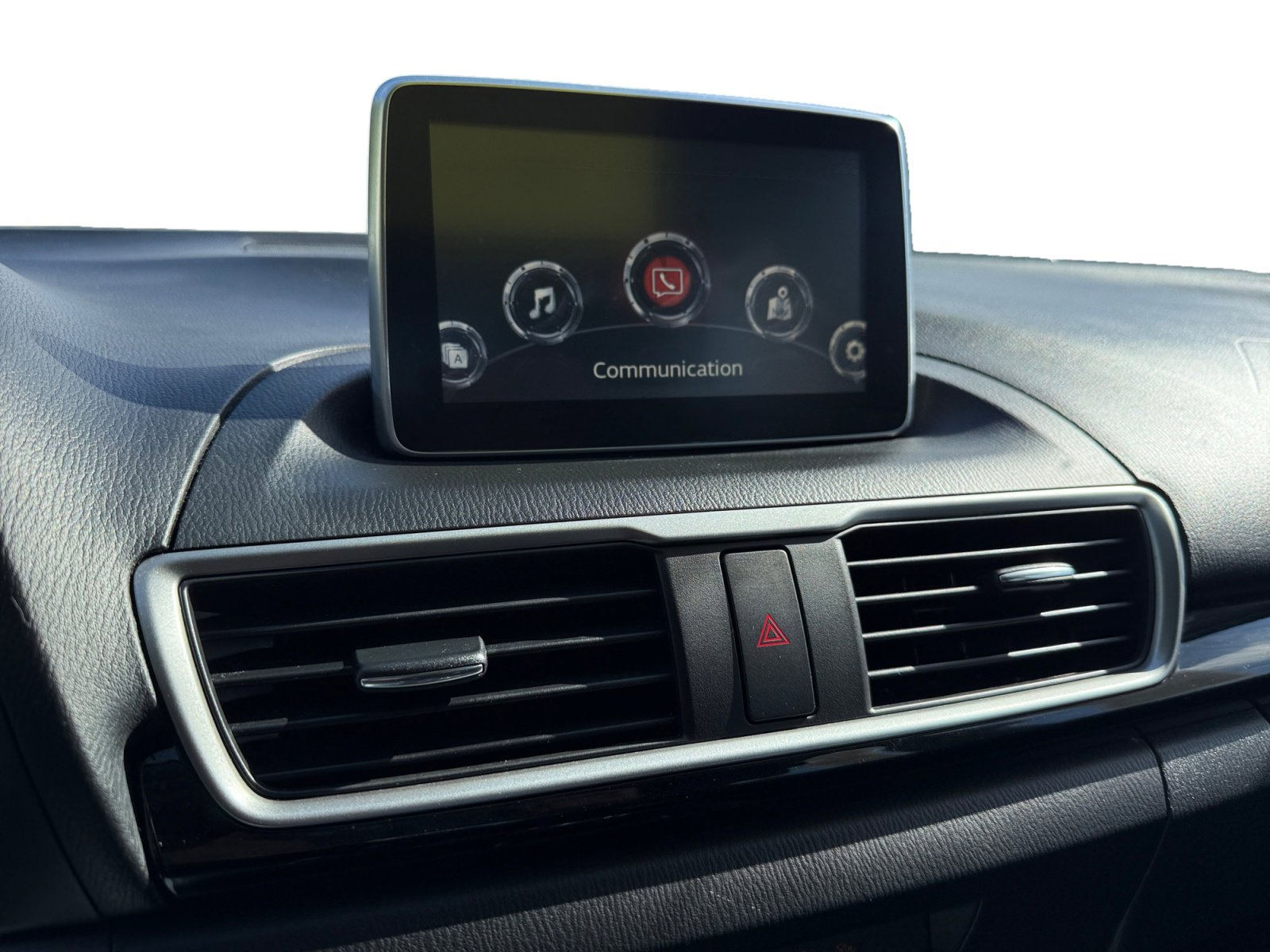 Used 2015 MAZDA MAZDA3 i Touring FWD image 12