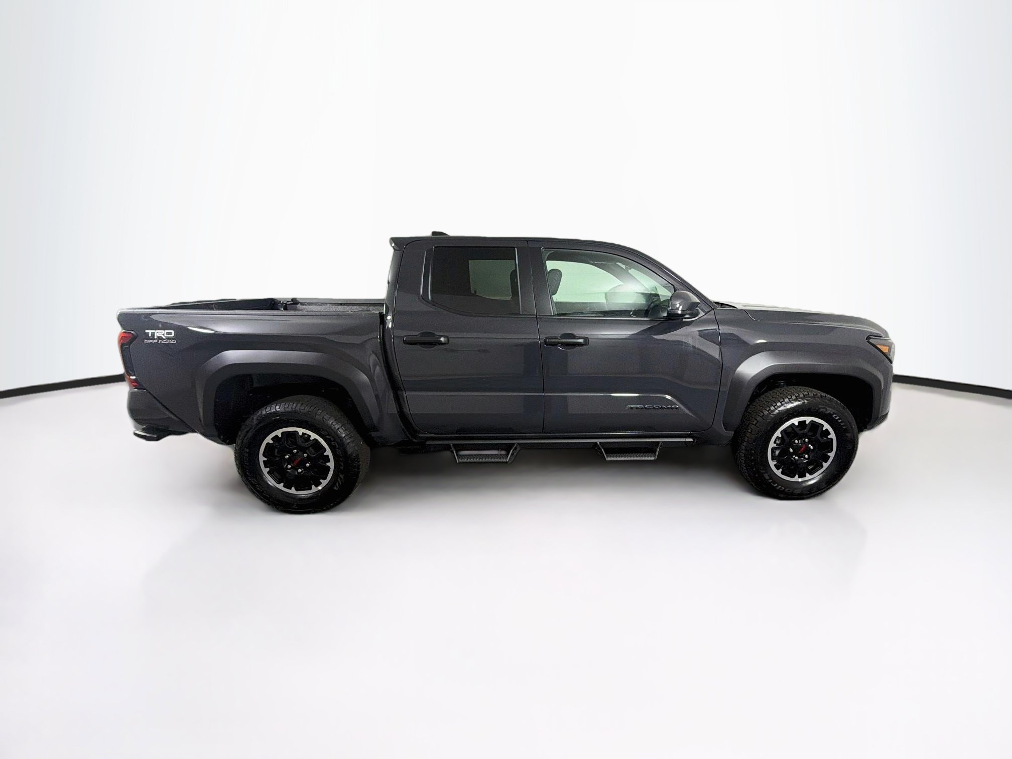Used 2025 Toyota Tacoma TRD Off-Road AWD/4WD image 10