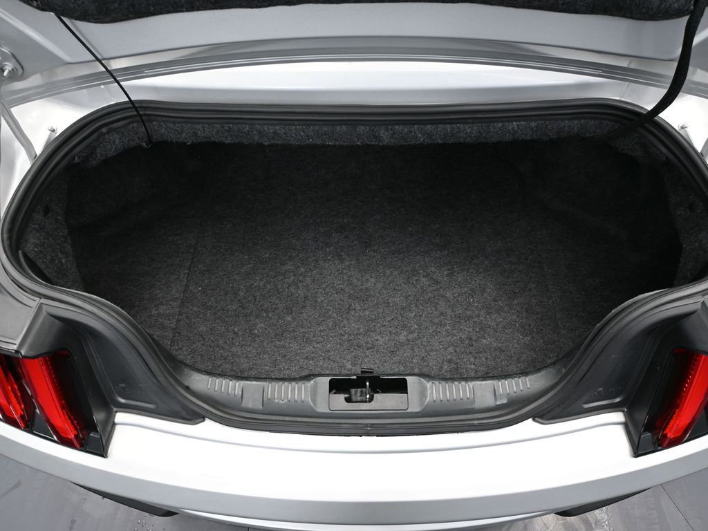 Used 2018 Ford Mustang Premium w/ Equipment Group 201A image 39